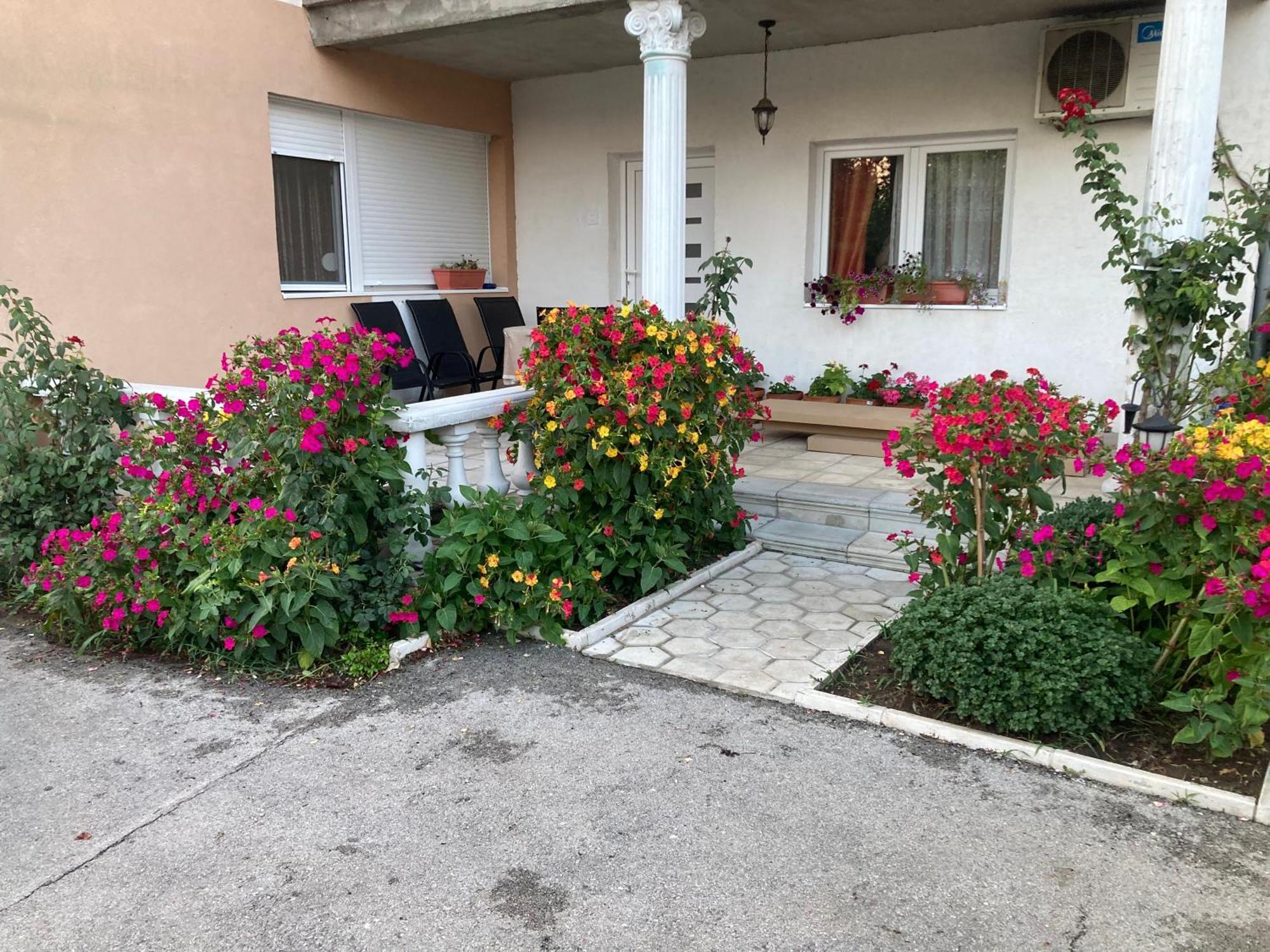 Apartment Milos Belgrado Buitenkant foto
