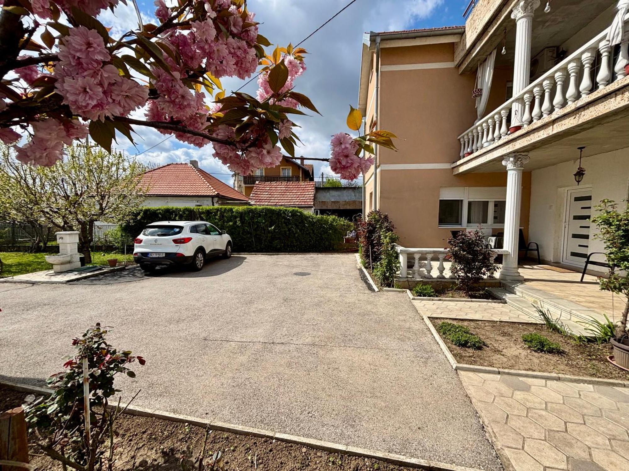Apartment Milos Belgrado Buitenkant foto